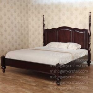Savannah's Queen Poster Bed King Size