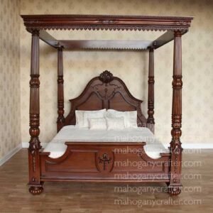 Greenwich Canopy Bed King Size