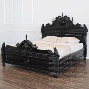 Gothic Mainecoon Bed